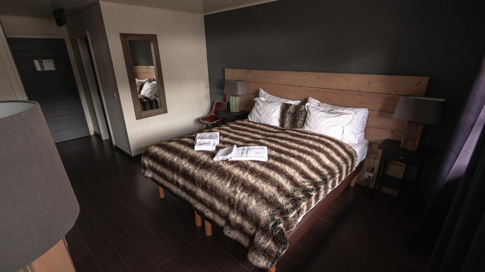 Champoussin Lodge